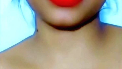 hairy Indian girl shows off her body in the webcam video