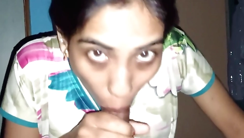 Indian amateur porn video showing a deep anal sex scene