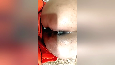 Sexy solo video of a sexy indian girl in her clothes