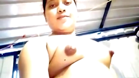 Indian webcam actress in her topless t-shirt and panties