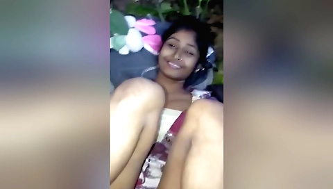 Boudi is a pretty girl with a long hairy pussy and a big ass