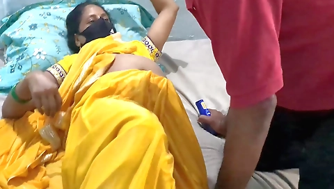 Horny indian massage therapist gets horny with his client