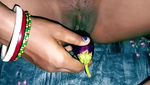 Sexy indian amateur video with a nice face and body