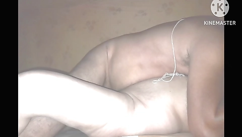 Indian couple takes off sexy outfit and shows off beauty