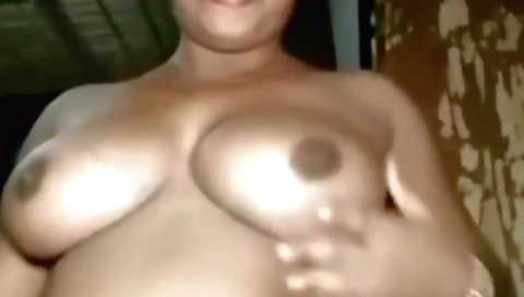 Indian chick with big tits and hairy pussy in hot sex cam