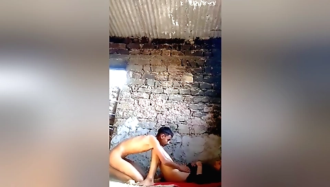 Online show of a hot brunette girl in the middle of sex