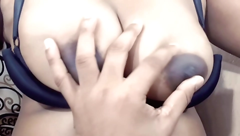Anal sex and hairy anus on the table of this amateur porn