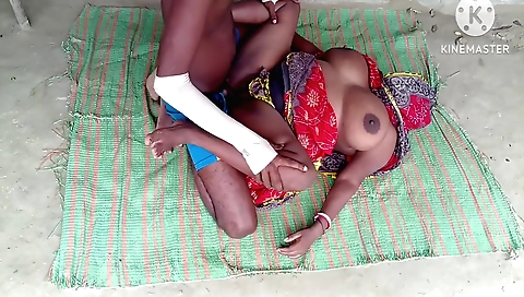 Indian chick in sexy potted skirt and tight bikini