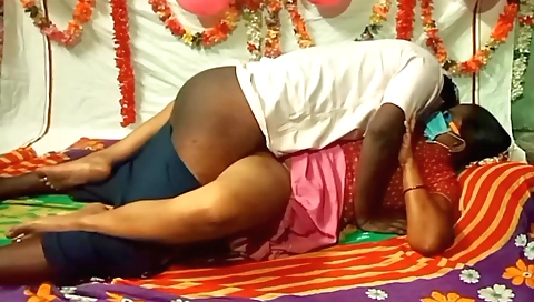 Amateurs brunette tamil aunt celebrating her birthday