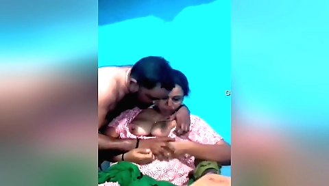 Indian whore gets her big boobs pounded on web cam