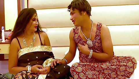 Indian brunette fucks in a hot amateur video scene