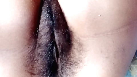 Indian babe enjoys hairy sex in homemade erotic video