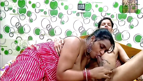 Indian brunette fucks in the bedroom as she loves to play