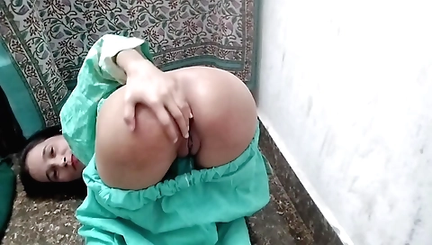 Indian solo female shows off her body in a hardcore scene