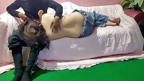 Indian hottie enjoys hardcore sex in homemade porn