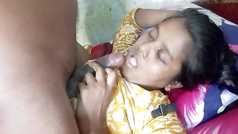 Bhabhi husband lives abroad and fuck his neighbor husband