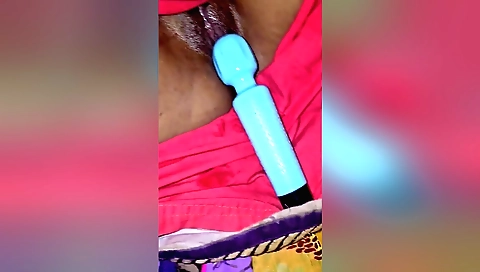 Indian babe masturbates with a dildo in amateur porn