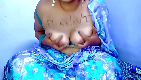 Gorgeous indian girl with big tits makes homemade porn