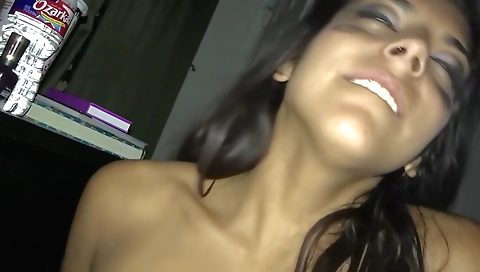 Indian teen with huge ass and a huge booty taking a dick
