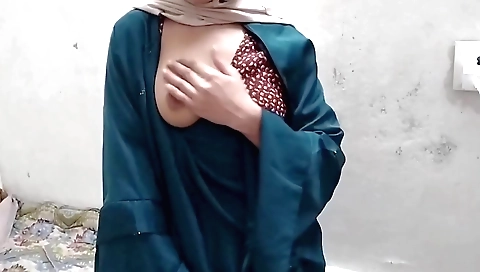 Indian girl locks in her house and pelted by herself