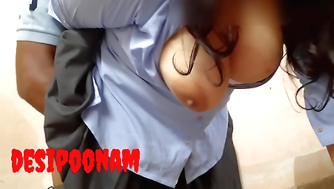 Indian big ass amateur brunette is showing off her body