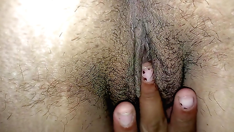 Hot amateur hairy fuck video with a sexy brunette girl