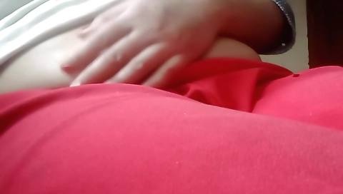 Indian amateur solo girl masturbates in front of camera