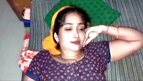 Indian babe breaks her seal after husband fucks her