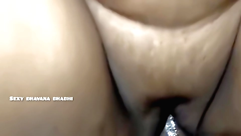 Indian porn video shows a hot girl in sexy lingerie