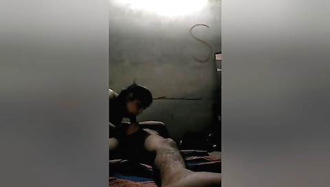 Indian sex session for a brunette amateur in a webcam video